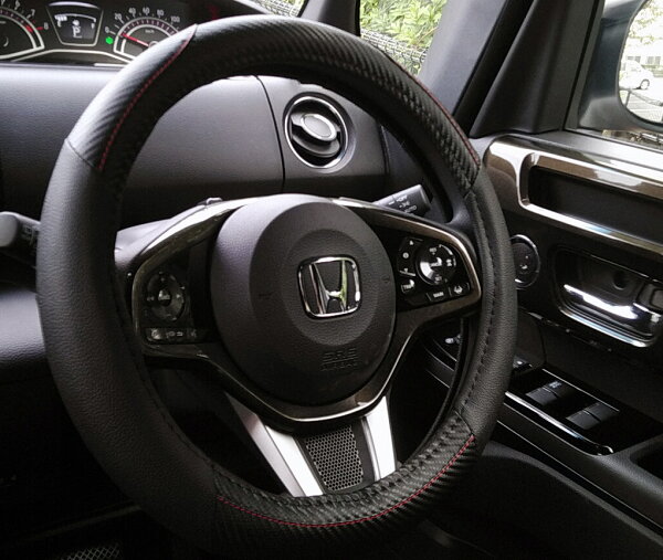 ハンドルカバー 軽自動車 普通車 sサイズ mサイズ ステアリングカバー リアルレザー 立体3Dカーボン フィット感 レッド 黒 オシャレ 汎用 車 カーアクセサリー 車アクセサリー カー小物 車小物 車用品 PDH062-064